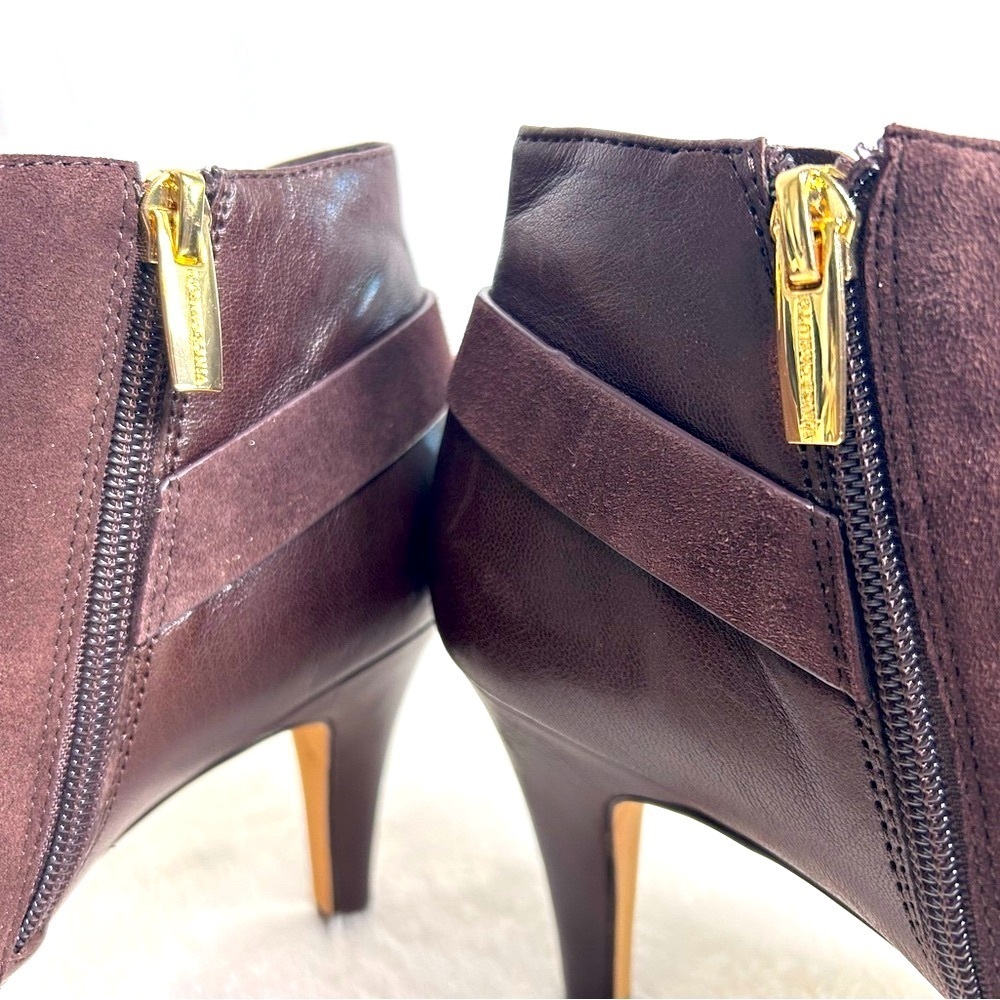 Vince Camuto venten Brown Ankle Booties - Picture 8 of 10